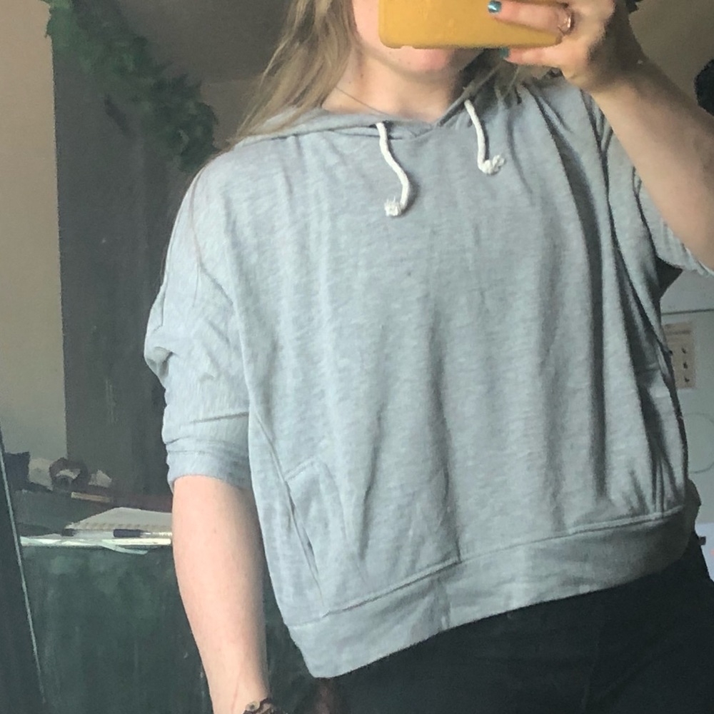 Grey cropped hoodie